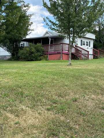820 Main Street, Central City, PA 15926