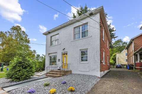23 Hotchkiss Street, Middletown, CT 06457
