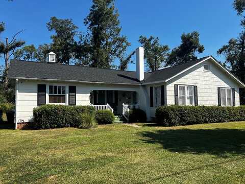 617 East Jefferson, Douglas, GA 31533