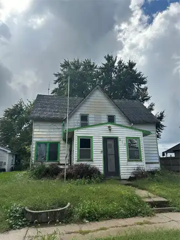212 Pine Street, Milo, IA 50166