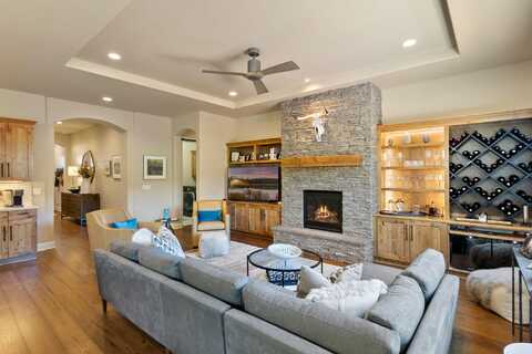 2631 NW Boulder Ridge Loop, Bend, OR 97703