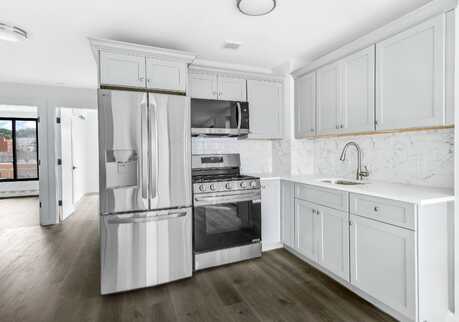 738 5th Avenue 5, Brooklyn, NY 11232