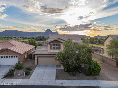 8423 N Douglas Fir Drive, Tucson, AZ 85743