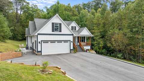 305 Autumn Trail, Franklin, NC 28734