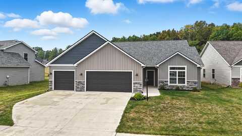 13673 Copper Strike Pass, Fort Wayne, IN 46845