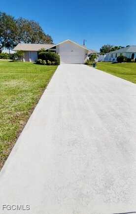 9390 Gulfstream Boulevard, Englewood, FL 34224