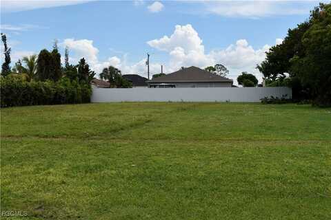 805 SW 6th Court, Cape Coral, FL 33991