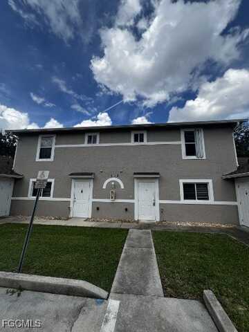 1019 SE 11th Street unit: 4, Cape Coral, FL 33990