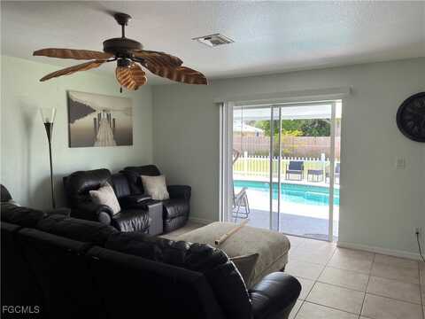 1333 SE 8th Avenue unit: 1401, Cape Coral, FL 33990