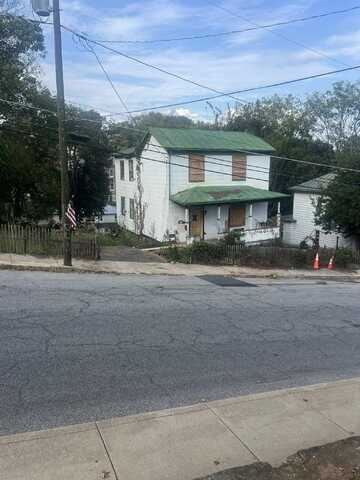 1105 W JOHNSON, STAUNTON, VA 24401