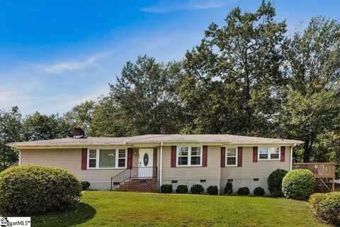 207 Forest Drive, Travelers Rest, SC 29690