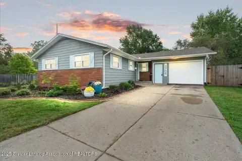 3709 Pino Drive, Lansing, MI 48906