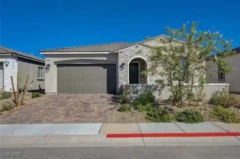 76 Tatahatso Point Street, Henderson, NV 89011