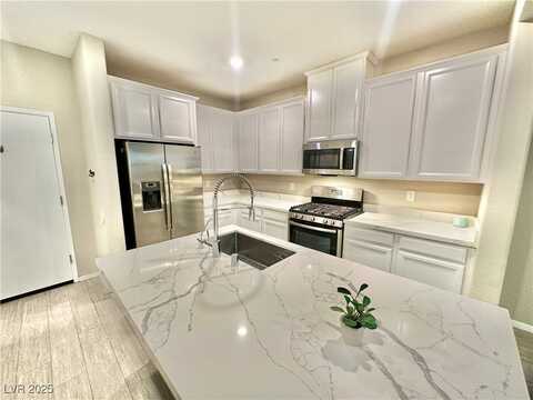 49 ALAMERE FALLS Drive, Las Vegas, NV 89138