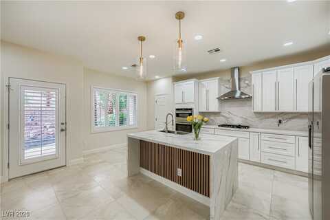 840 Paseo Rocoso Place, Las Vegas, NV 89138