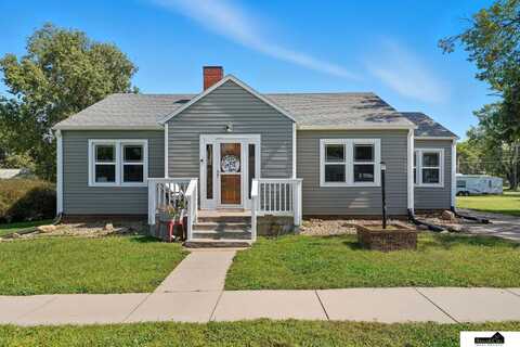 310 S Chestnut Street, Friend, NE 68359