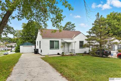 1940 S 47th Street, Omaha, NE 68106