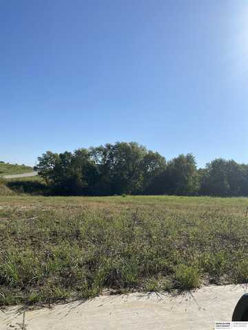 12518 S 227th Circle, Gretna, NE 68028
