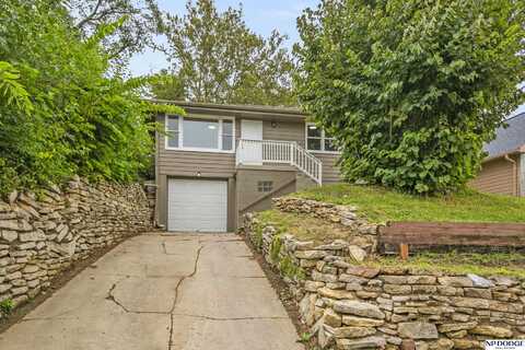 5629 S 23 Street, Omaha, NE 68107