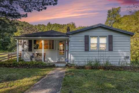 55116 55th Street, Lawrence, MI 49064