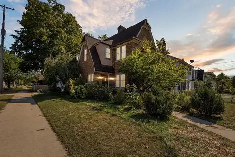 2200 College Avenue SE, Grand Rapids, MI 49507