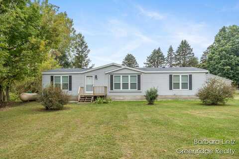 988 124th Avenue, Shelbyville, MI 49344