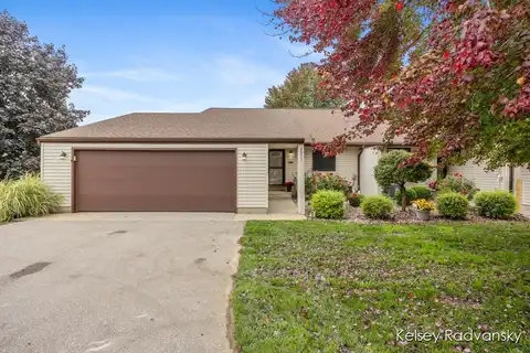 4853 Meadowview Court, Hudsonville, MI 49426