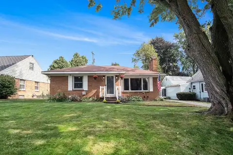 706 Shawmut Boulevard NW, Grand Rapids, MI 49504