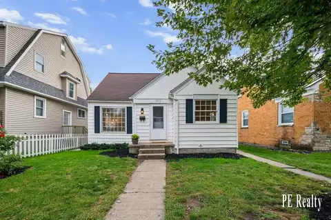 1016 California Street NW, Grand Rapids, MI 49504