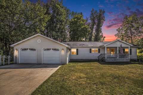 2038 E Bristol Road, Dowling, MI 49050