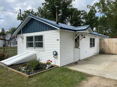 513 Ann Road, Harrison, MI 48625