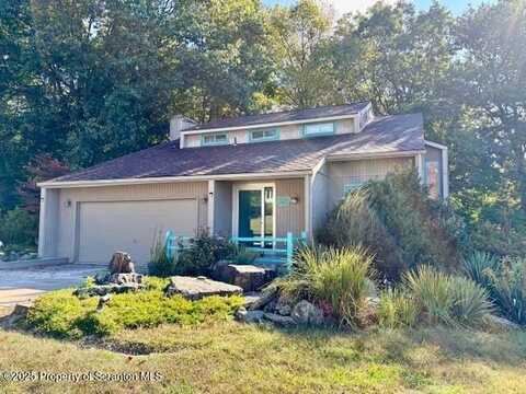 162 Edgewood Drive E, Abington, PA 18411