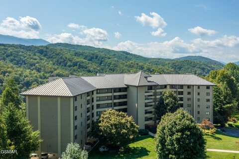 1704 Hidden Hills Road unit: 104, Gatlinburg, TN 37738