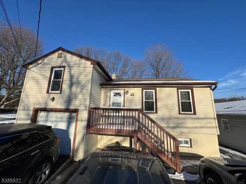 22 Terrace Ave, Butler, NJ 07405