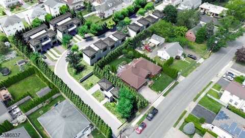 340 E 54Th St, Elmwood Park, NJ 07407