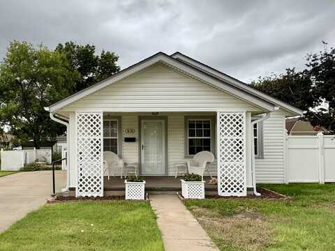 610 Ross, Ellis, KS 67637