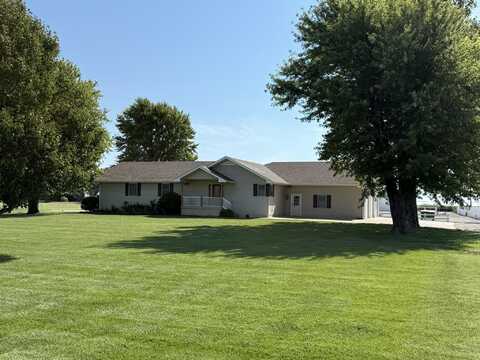 618 S 281 Highway, Great Bend, KS 67530