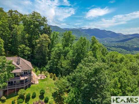 129 Skyline Park Drive, Franklin, NC 28734