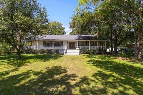 5026 Lost Pines, Chandler, TX 75758
