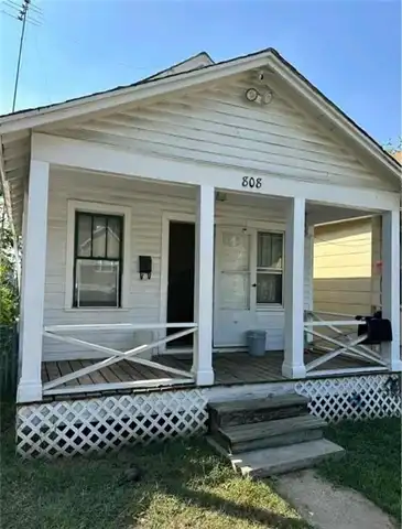 808 S 23rd Street, Saint Joseph, MO 64507