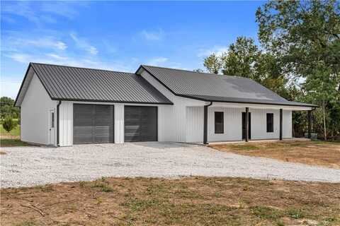 13909 S 1400 Road, Nevada, MO 64772