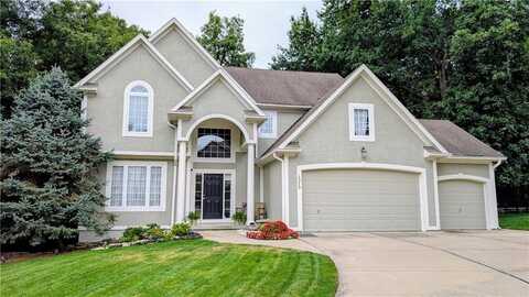 1575 Oakwood Lane, Liberty, MO 64068
