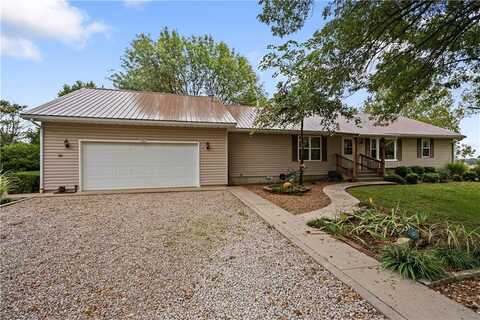 8760 US 59 Highway, Erie, KS 66733