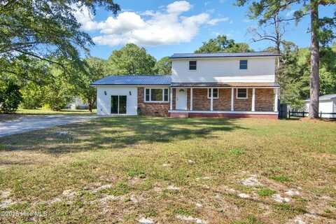 111 Core Road, Richlands, NC 28574