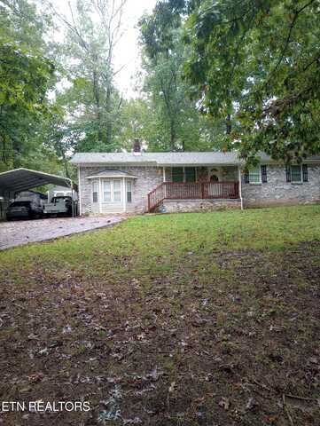 1015 Myrtle Ave, Crossville, TN 38555