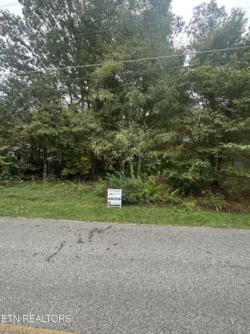 120 Meadowview Drive, Crossville, TN 38558
