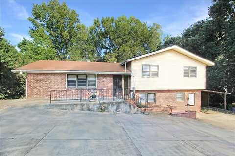 206 4th AVENUE, OPELIKA, AL 36801