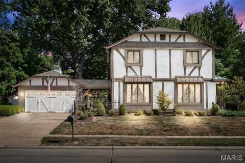 1812 Schoettler Valley Drive, Chesterfield, MO 63017