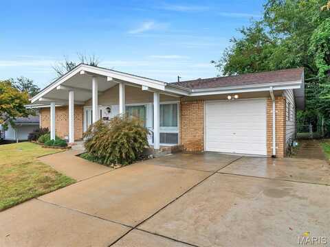 670 Hargrove Lane, Florissant, MO 63033