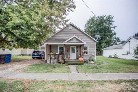 309 Pine Street, Carrollton, IL 62016